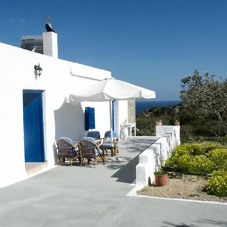 Unique & Restored Karpathian House קרפאטוס