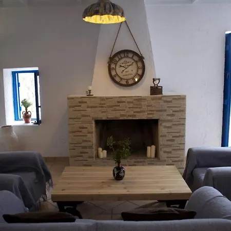 Unique & Restored Karpathian House Semesterbostad Karpathos